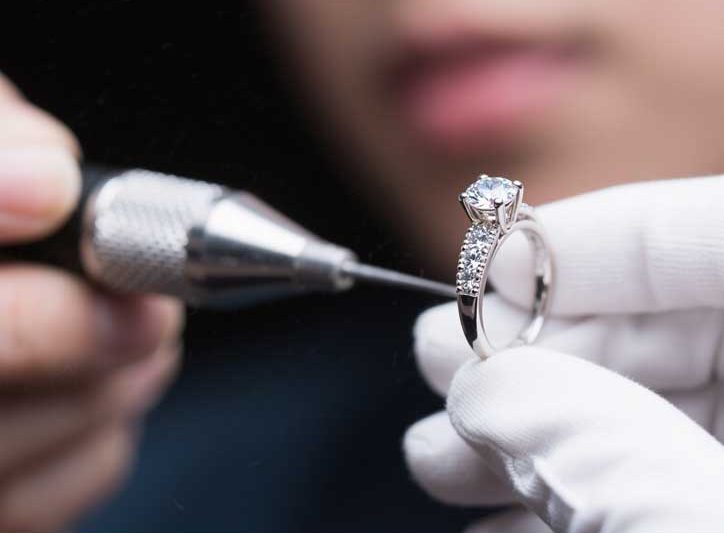 钻戒清洗保养小妙招，让你的钻戒blingbling